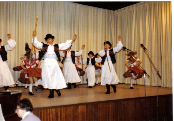 image foto-5-tanzabend-1980-kinder-jpg