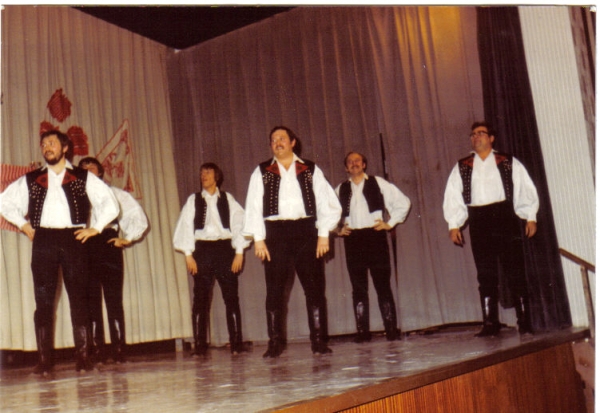 image lakodalmas-burschensteip-feri-u-janciburian-schurli-u-pet-jpg